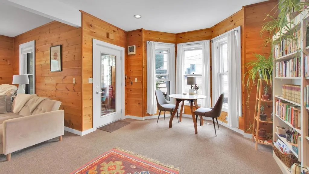 235 S Winooski Avenue Burlington VT 05401