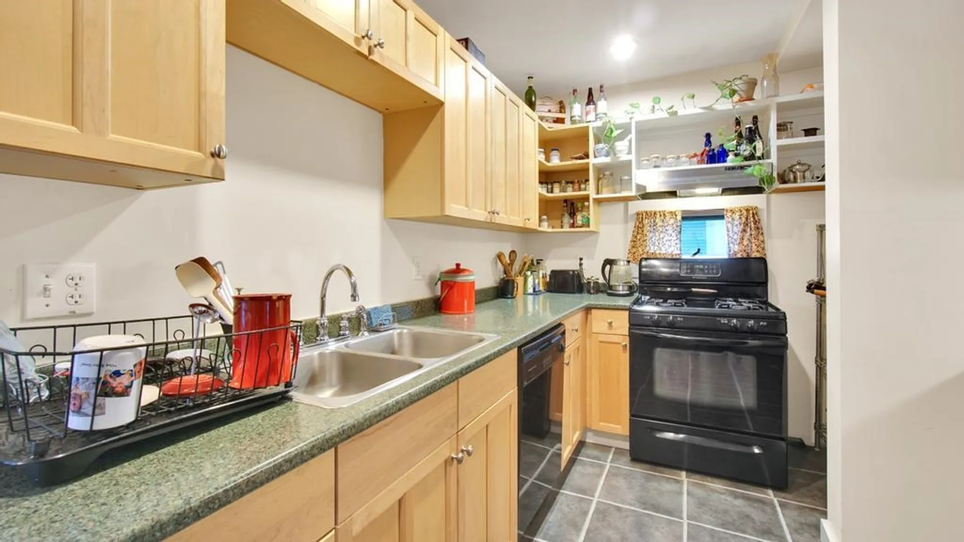 235 S Winooski Avenue Burlington VT 05401