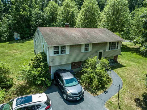 169 Pillsbury Road Londonderry NH 03053