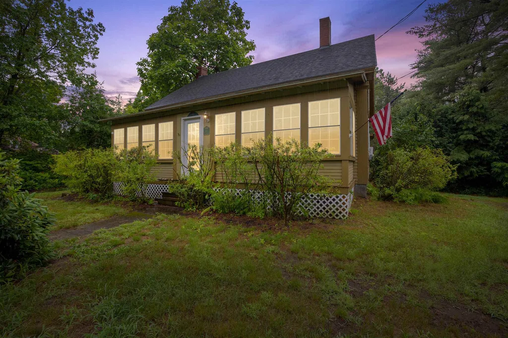 181 King Street Boscawen NH 03303