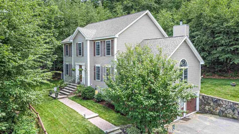 12 Hitching Post Lane Salem NH 03079