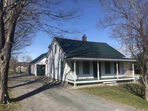 60 Cobblestone Alley Bradford VT 05033