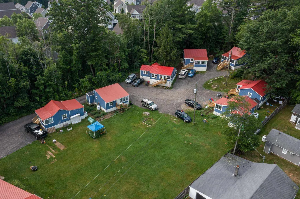 210 Endicott N Street Laconia NH 03246