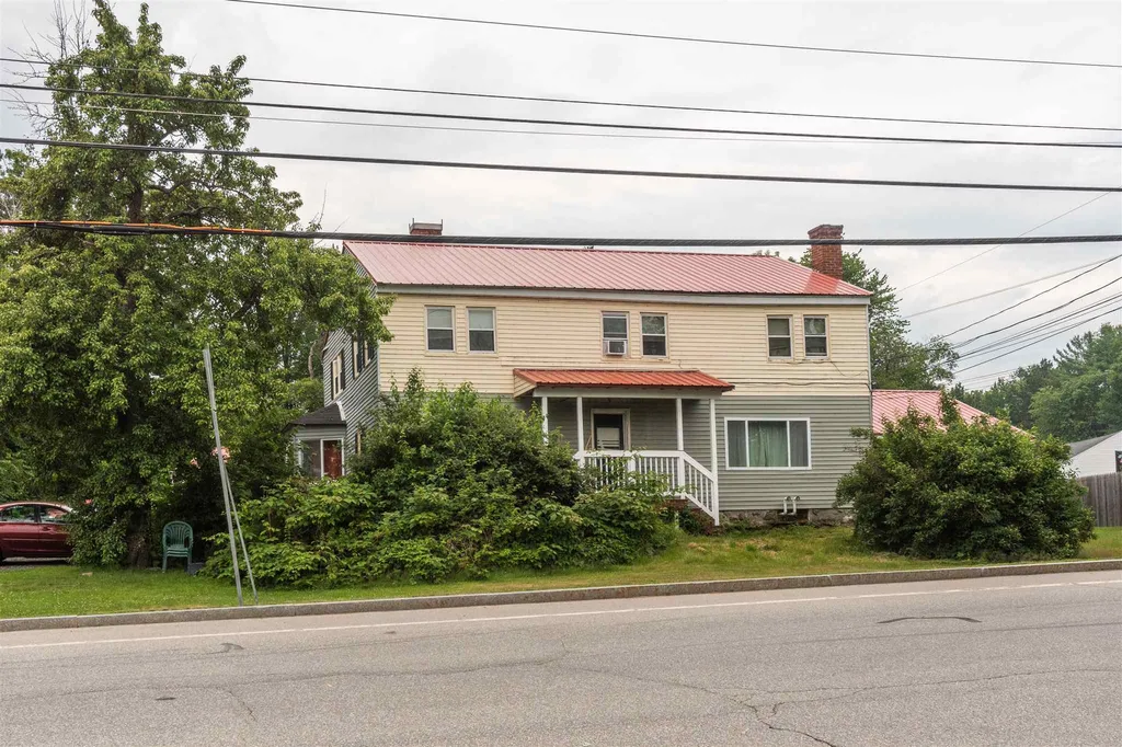 210 Endicott N Street Laconia NH 03246