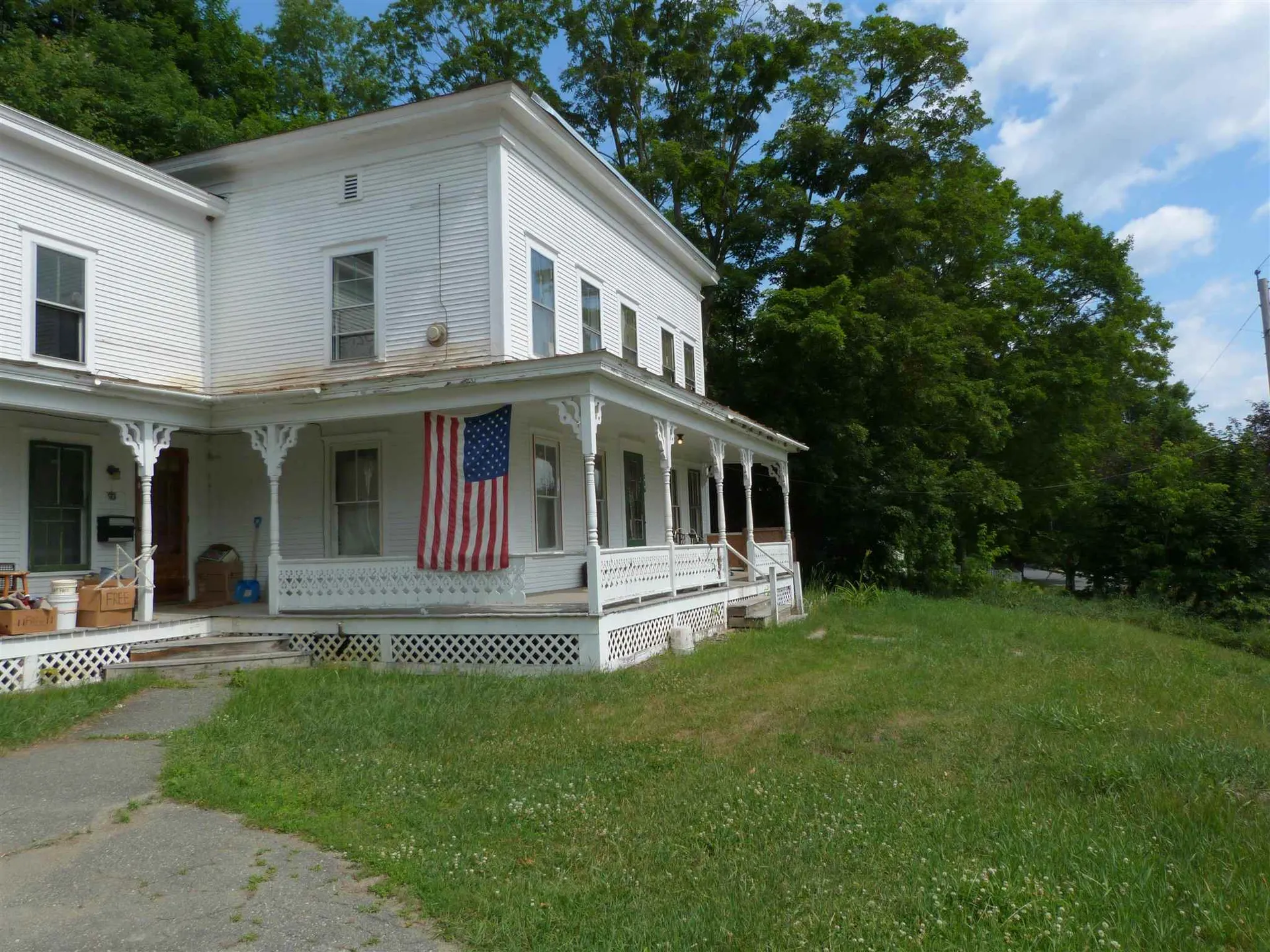 61 North Pleasant Street Bradford VT 05033