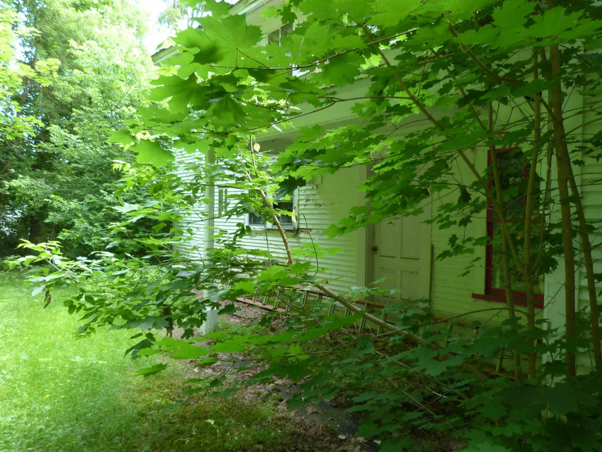 61 North Pleasant Street Bradford VT 05033