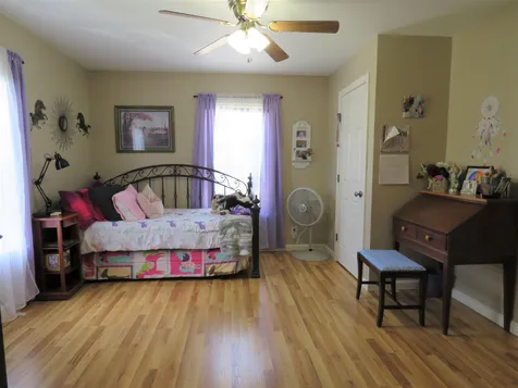 20 Apple Lane Glover VT 05839