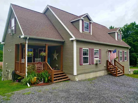 20 Apple Lane Glover VT 05839