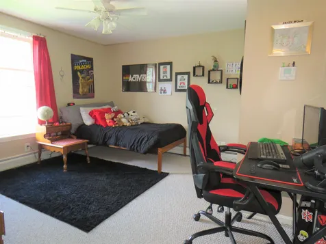 20 Apple Lane Glover VT 05839