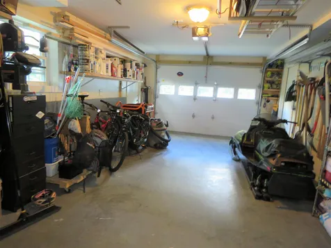 20 Apple Lane Glover VT 05839
