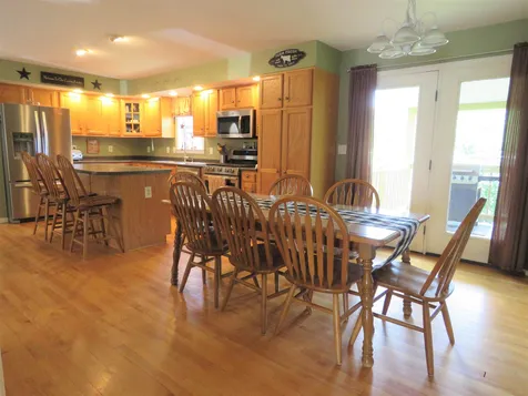 20 Apple Lane Glover VT 05839