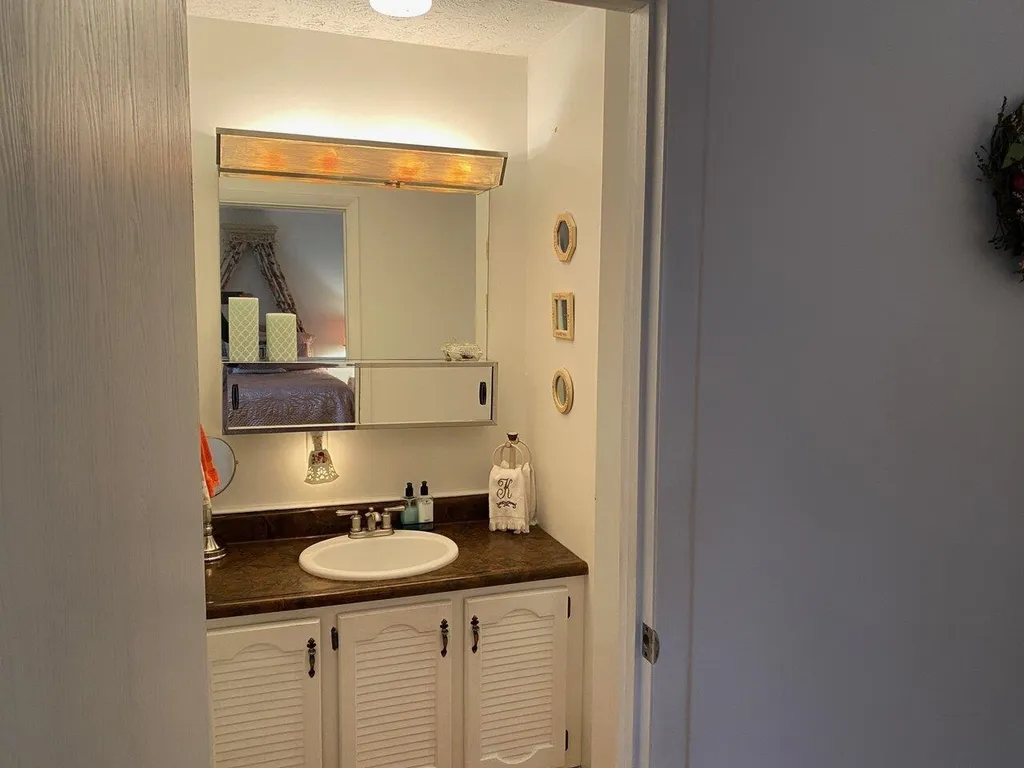 19 Mount Philo Road Shelburne VT 05482