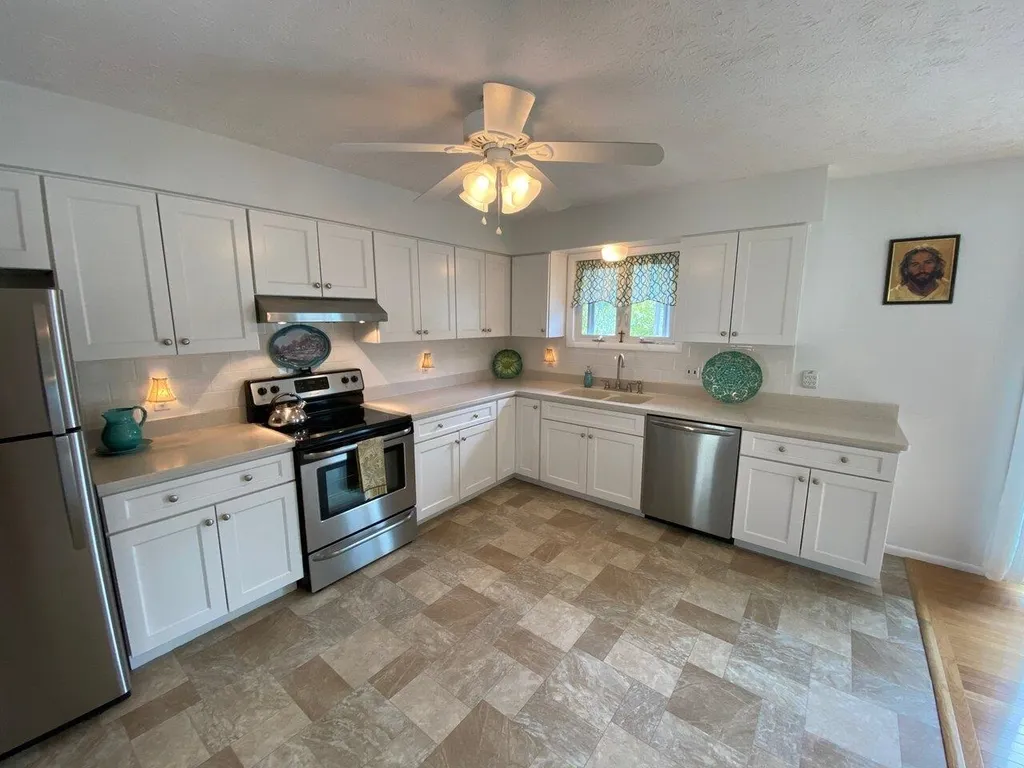 19 Mount Philo Road Shelburne VT 05482