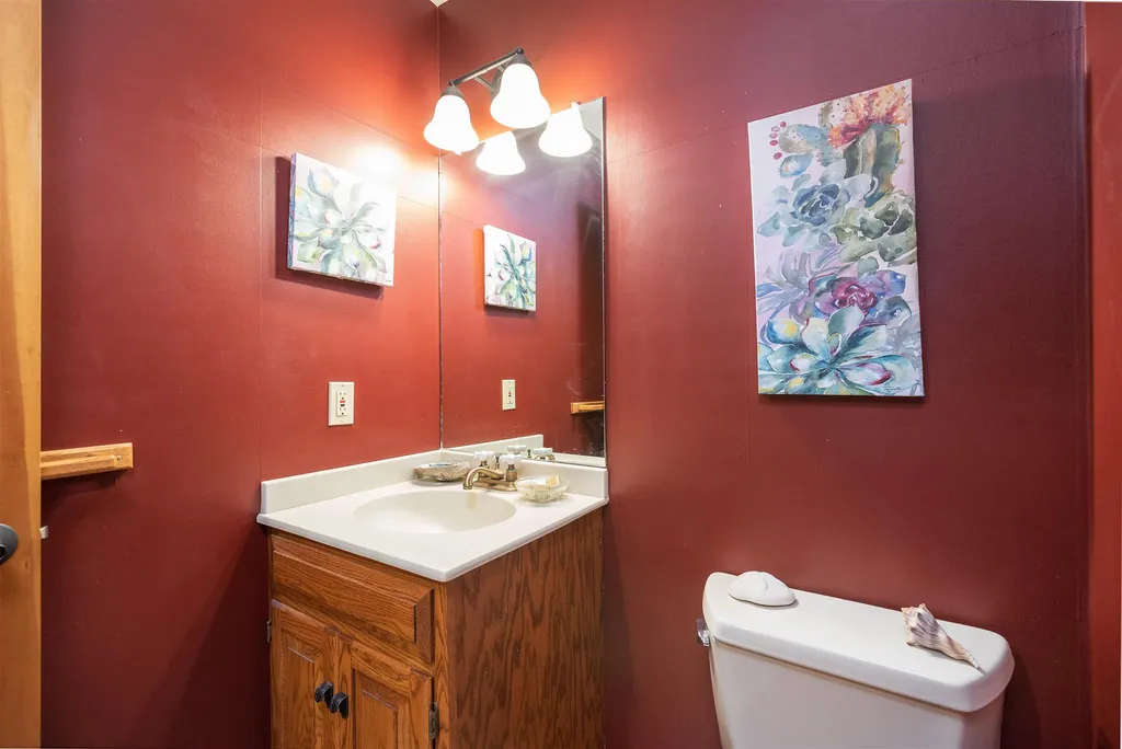35 Robin Acres Drive Wolfeboro NH 03894