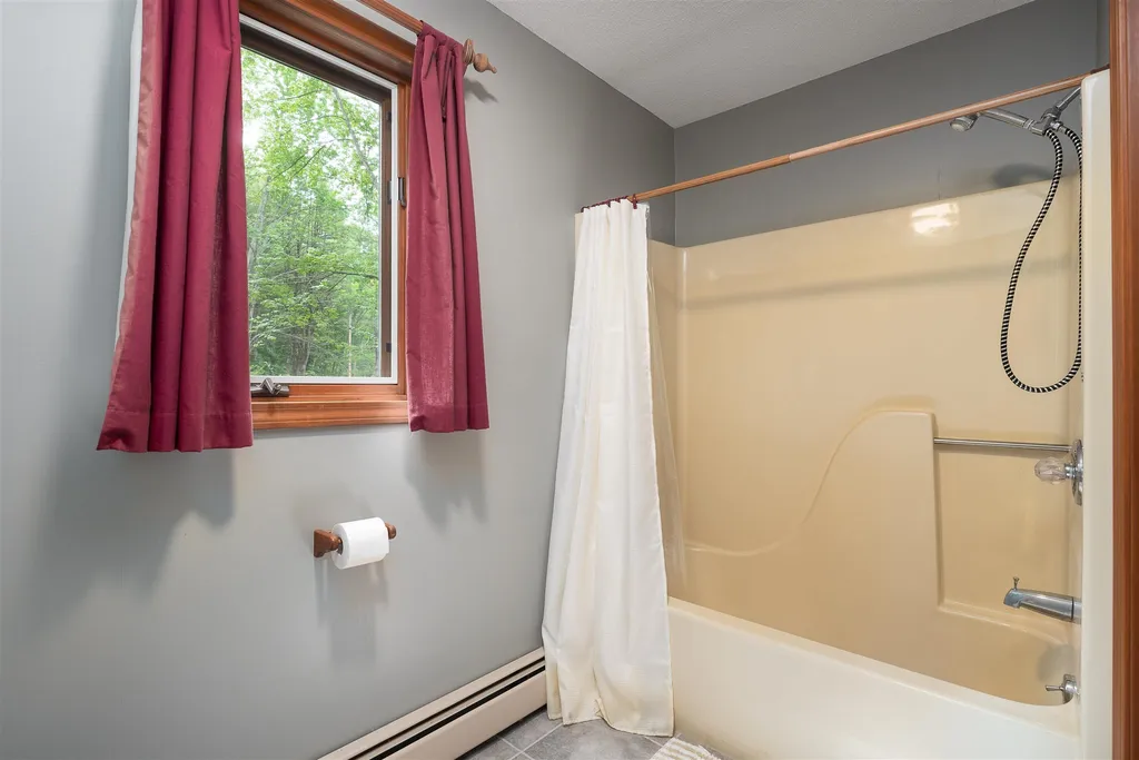 35 Robin Acres Drive Wolfeboro NH 03894