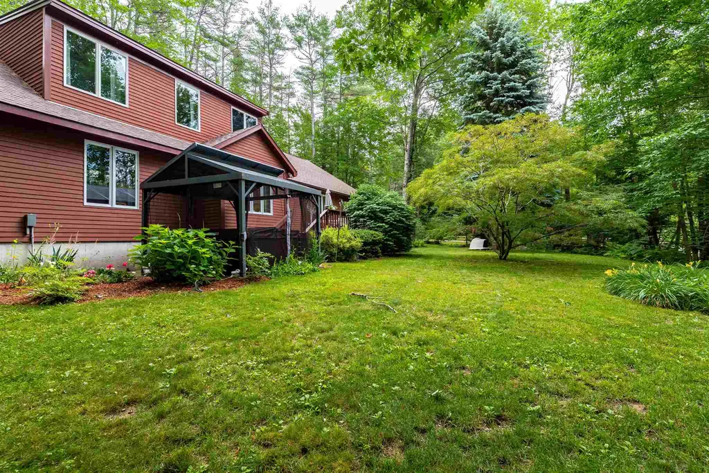 35 Robin Acres Drive Wolfeboro NH 03894
