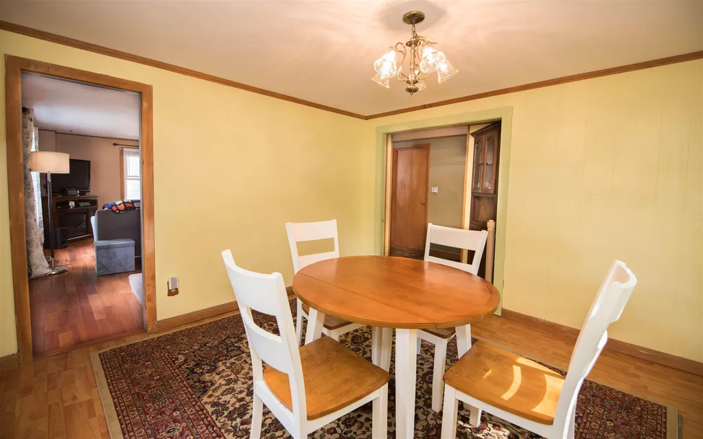 12 Riverside Drive Fremont NH 03044