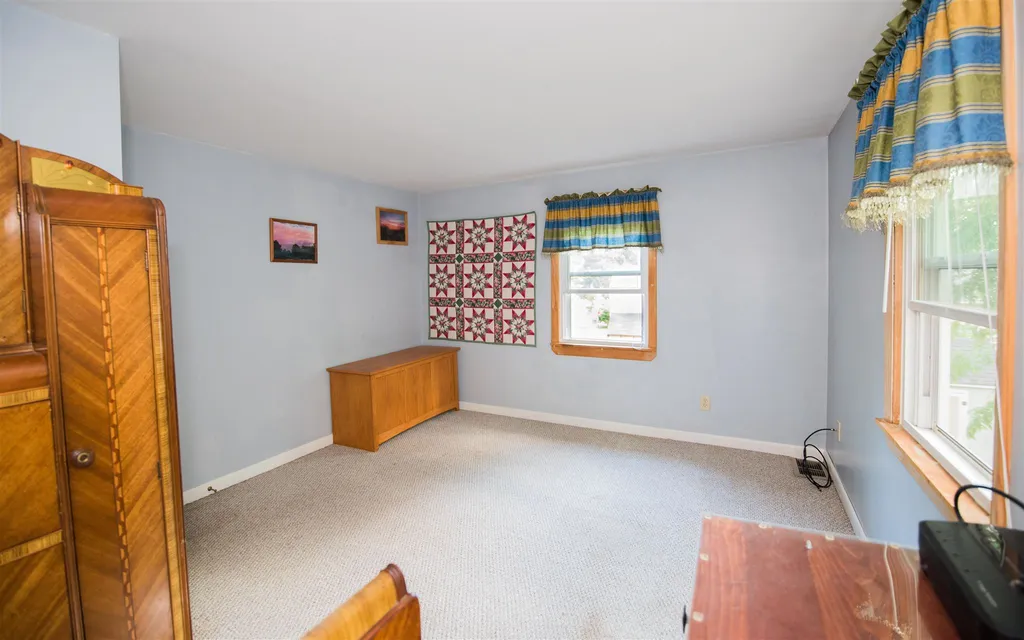 12 Riverside Drive Fremont NH 03044