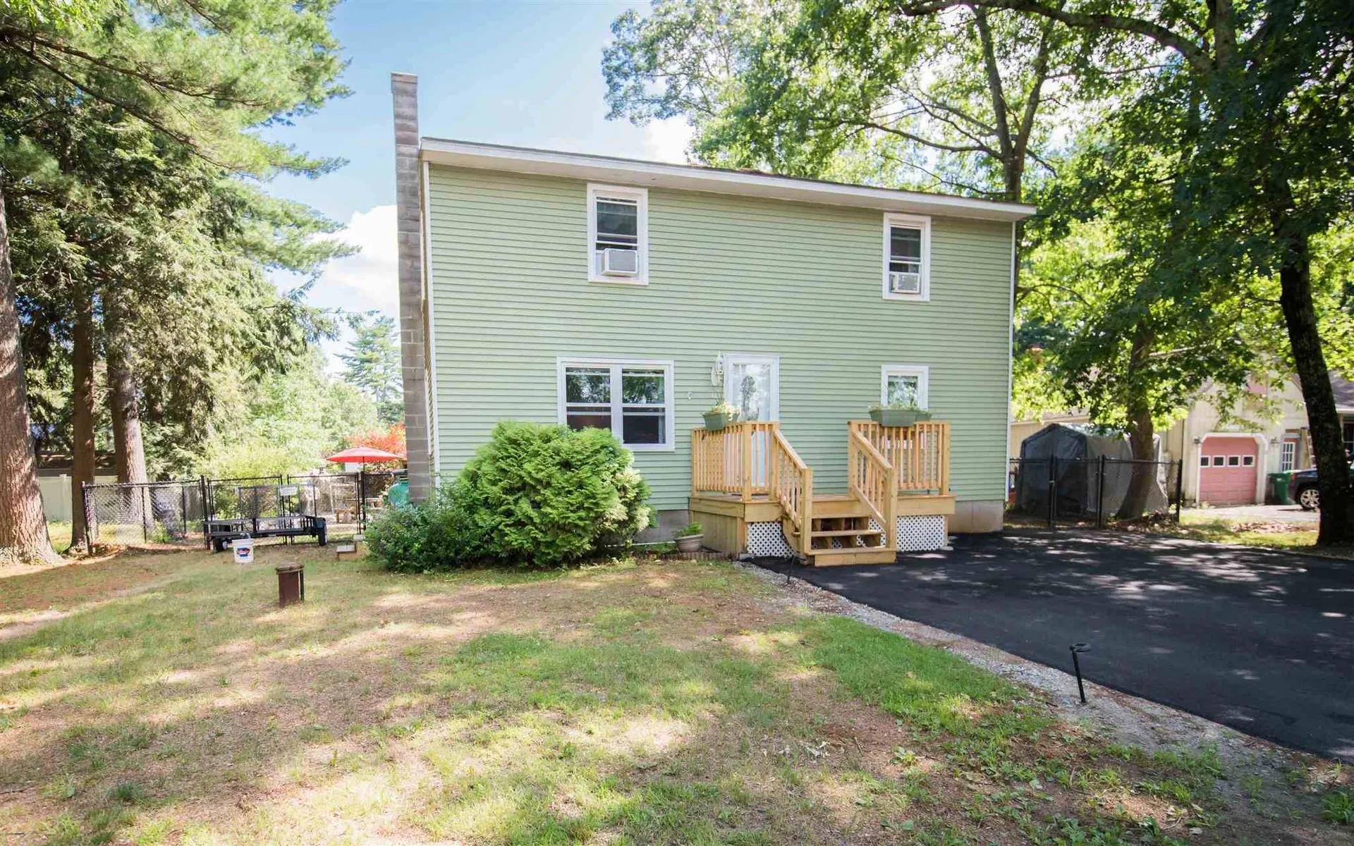 12 Riverside Drive Fremont NH 03044