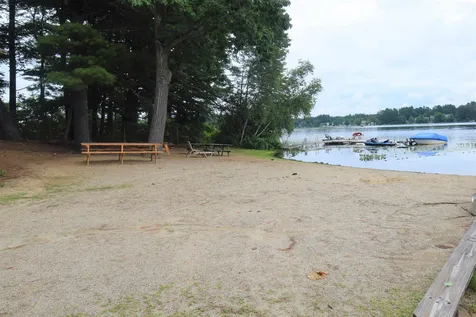 29 Great Pond Road Kingston NH 03848