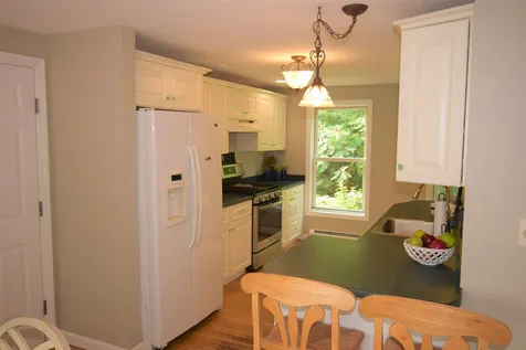 29 Great Pond Road Kingston NH 03848