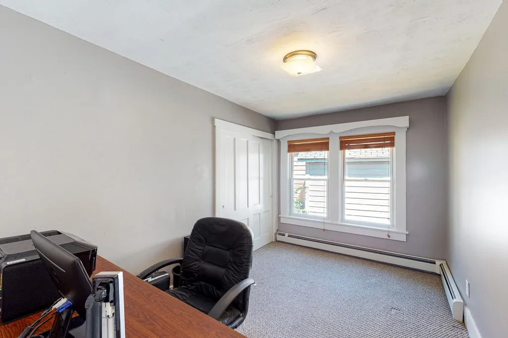 31 Academy Square Laconia NH 03246