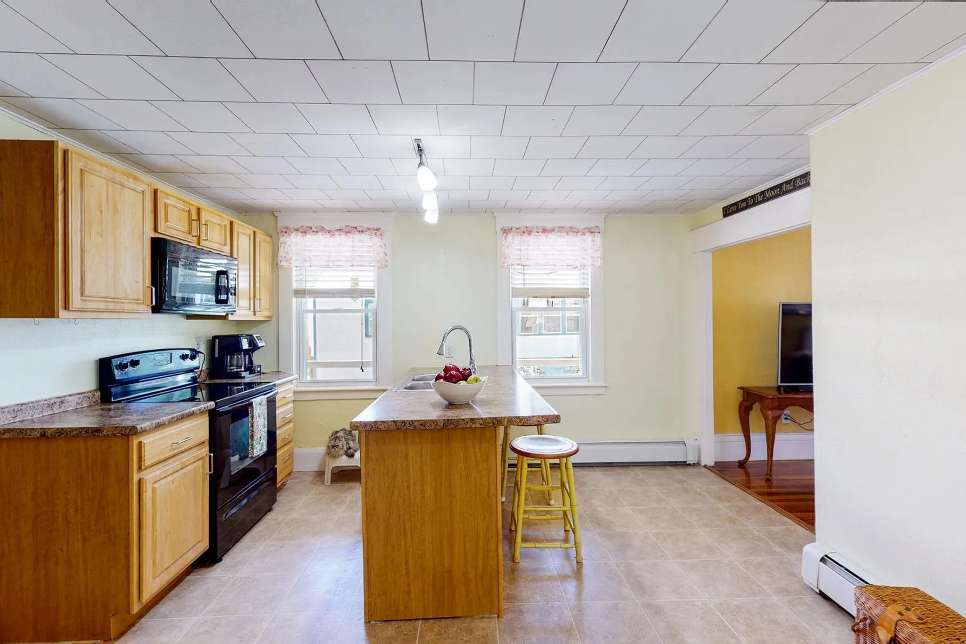 31 Academy Square Laconia NH 03246