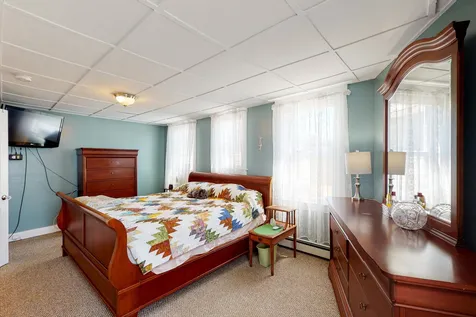 31 Academy Square Laconia NH 03246