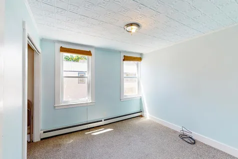 31 Academy Square Laconia NH 03246