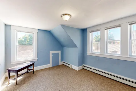 31 Academy Square Laconia NH 03246