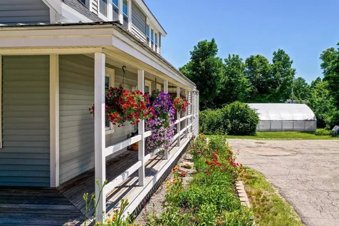 31 Academy Square Laconia NH 03246
