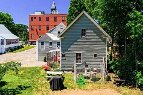 31 Academy Square Laconia NH 03246