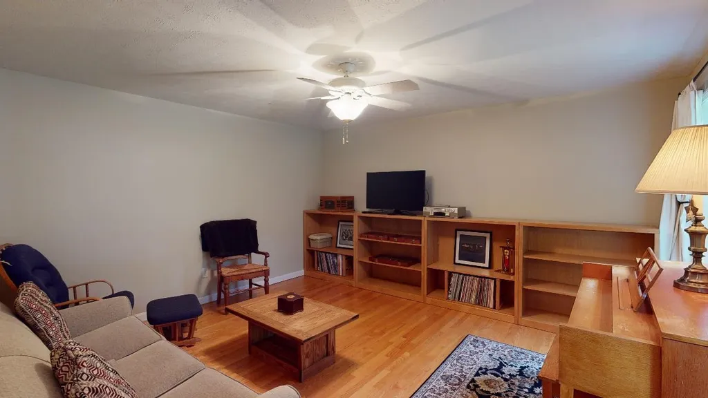 4 Fox Meadow Drive Bow NH 03304