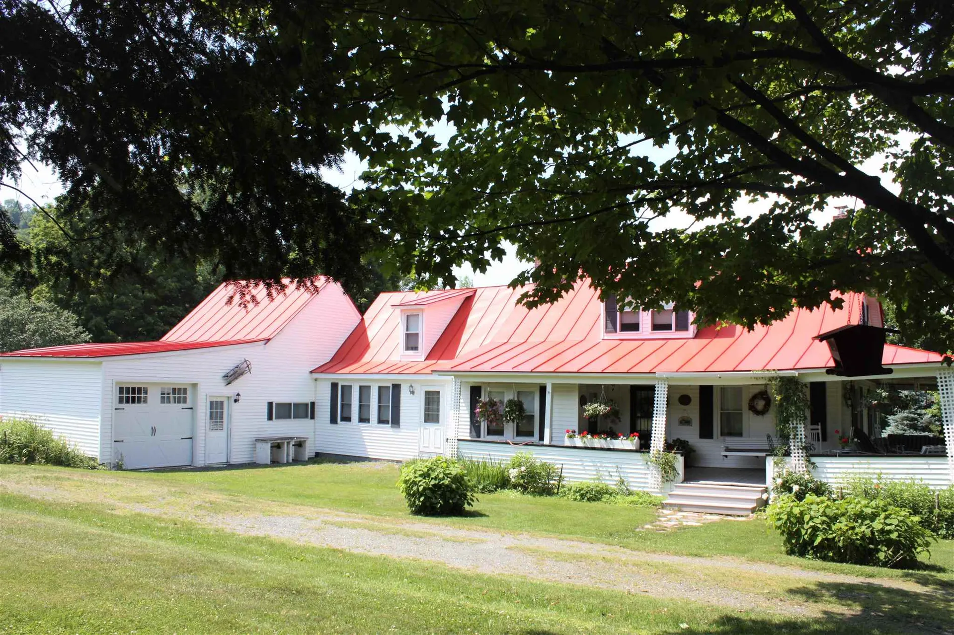 72 Adam Road Barnard VT 05031