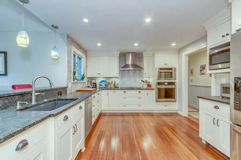 27 Oakmont Drive Concord NH 03301