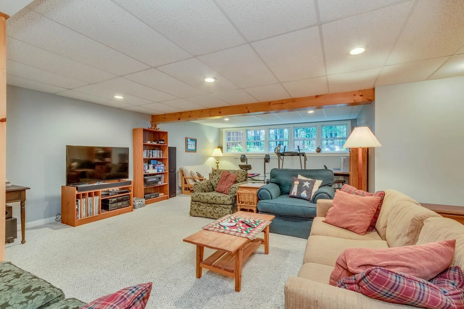 27 Oakmont Drive Concord NH 03301
