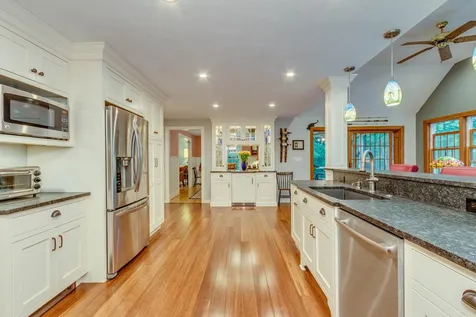 27 Oakmont Drive Concord NH 03301