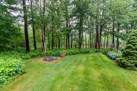 27 Oakmont Drive Concord NH 03301