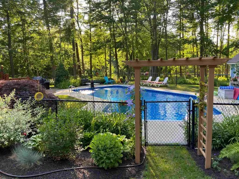 27 Oakmont Drive Concord NH 03301