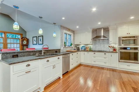 27 Oakmont Drive Concord NH 03301