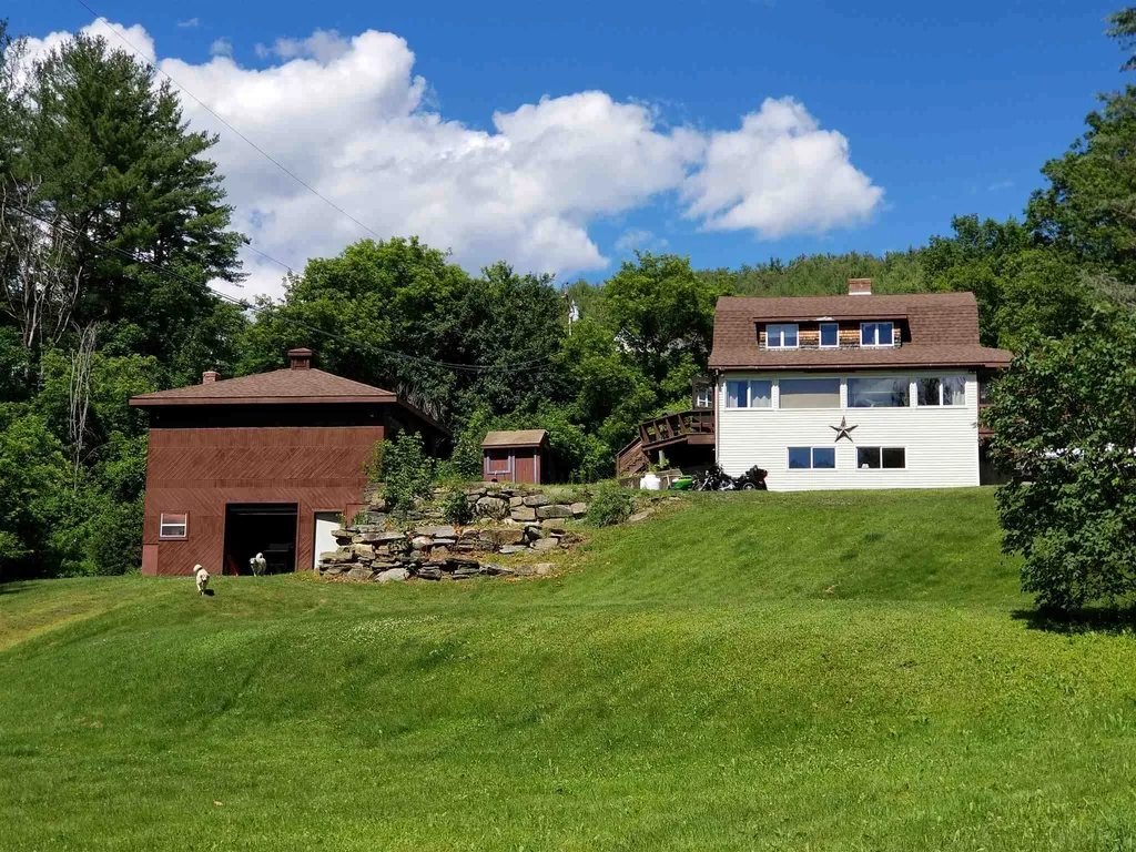 32 Craigue Hill Road Claremont NH 03743