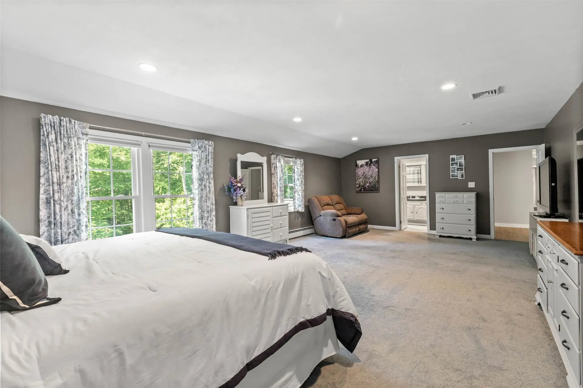 36 Golden Oaks Drive Salem NH 03079