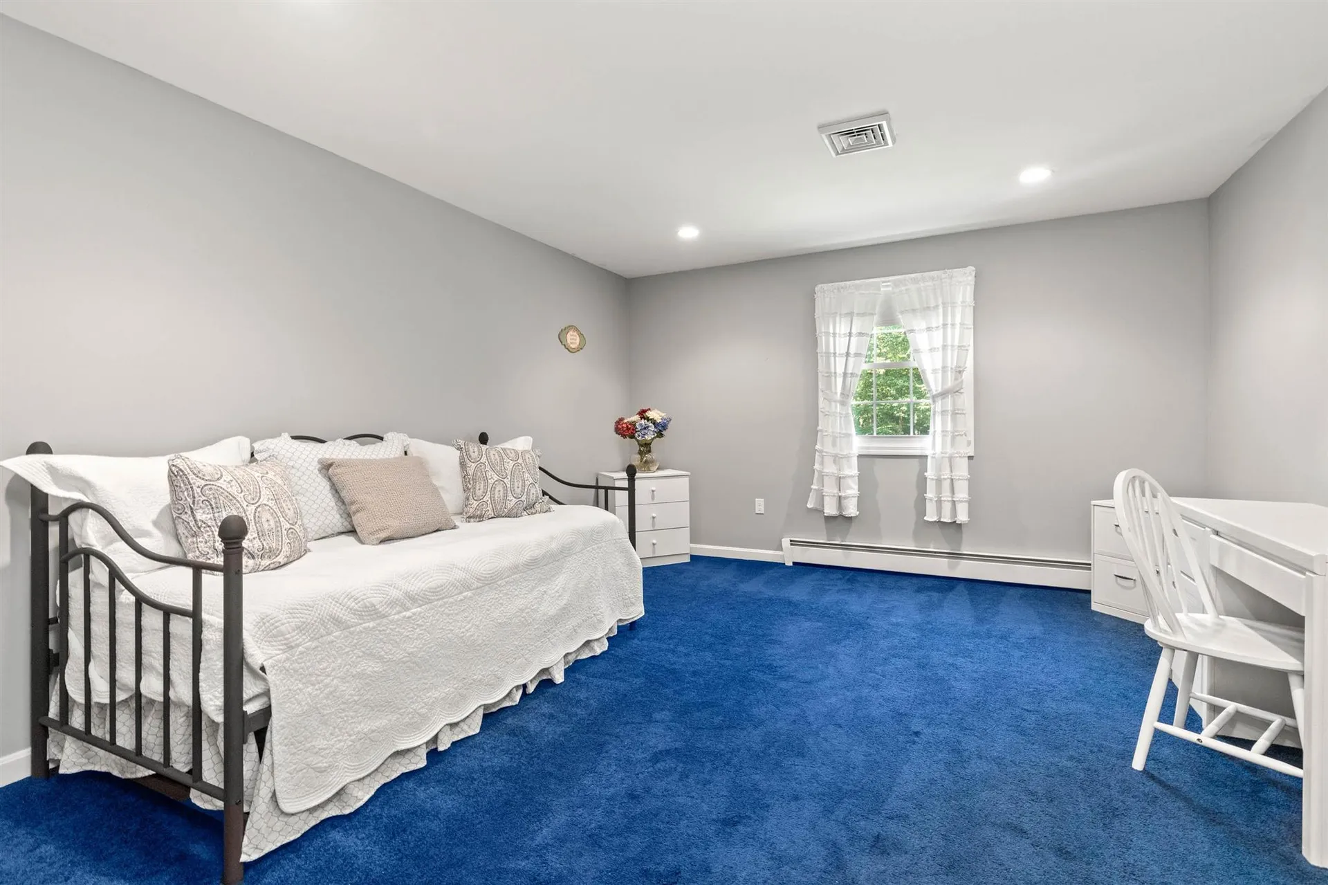 36 Golden Oaks Drive Salem NH 03079