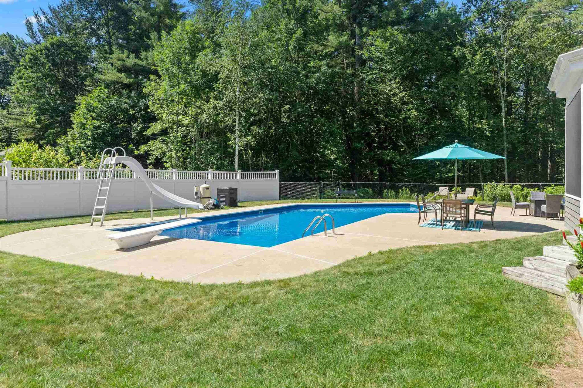 36 Golden Oaks Drive Salem NH 03079