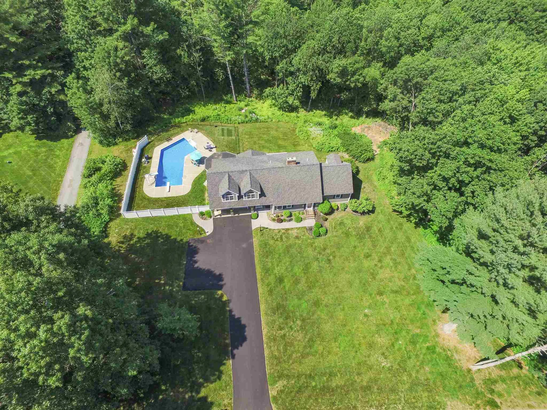 36 Golden Oaks Drive Salem NH 03079