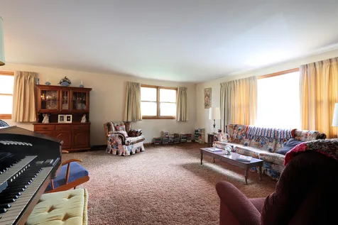 154 Farmer Drive St. Johnsbury VT 05819
