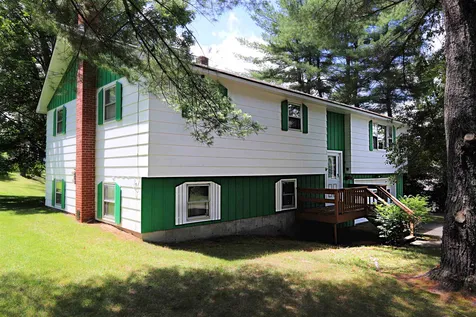 154 Farmer Drive St. Johnsbury VT 05819