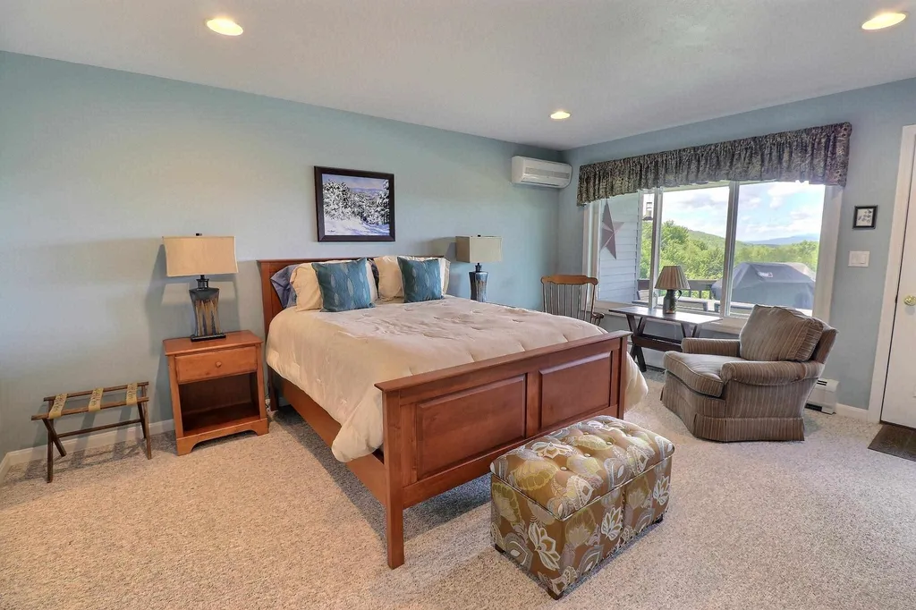 28 N Peak Village Road Newbury NH 03255