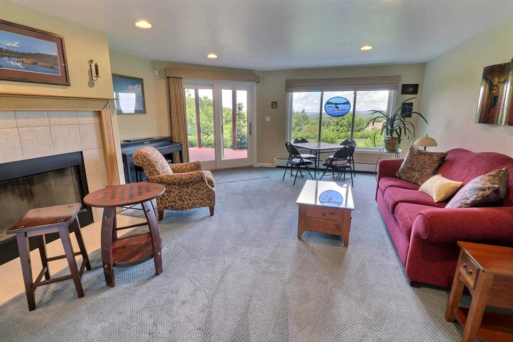 28 N Peak Village Road Newbury NH 03255