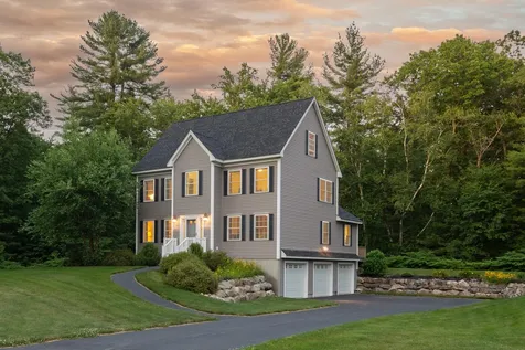 71 Frontier Drive Pelham NH 03076